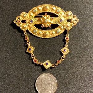 Stunning large vintage brooch